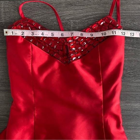 Jessica McClintock for Gunne Sax Red Bubble Dress String Crisscross Back - Picture 12 of 14